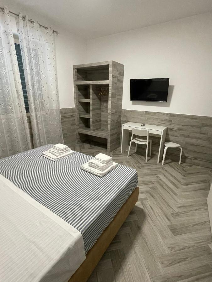 Holiday Rooms רו מראה חיצוני תמונה